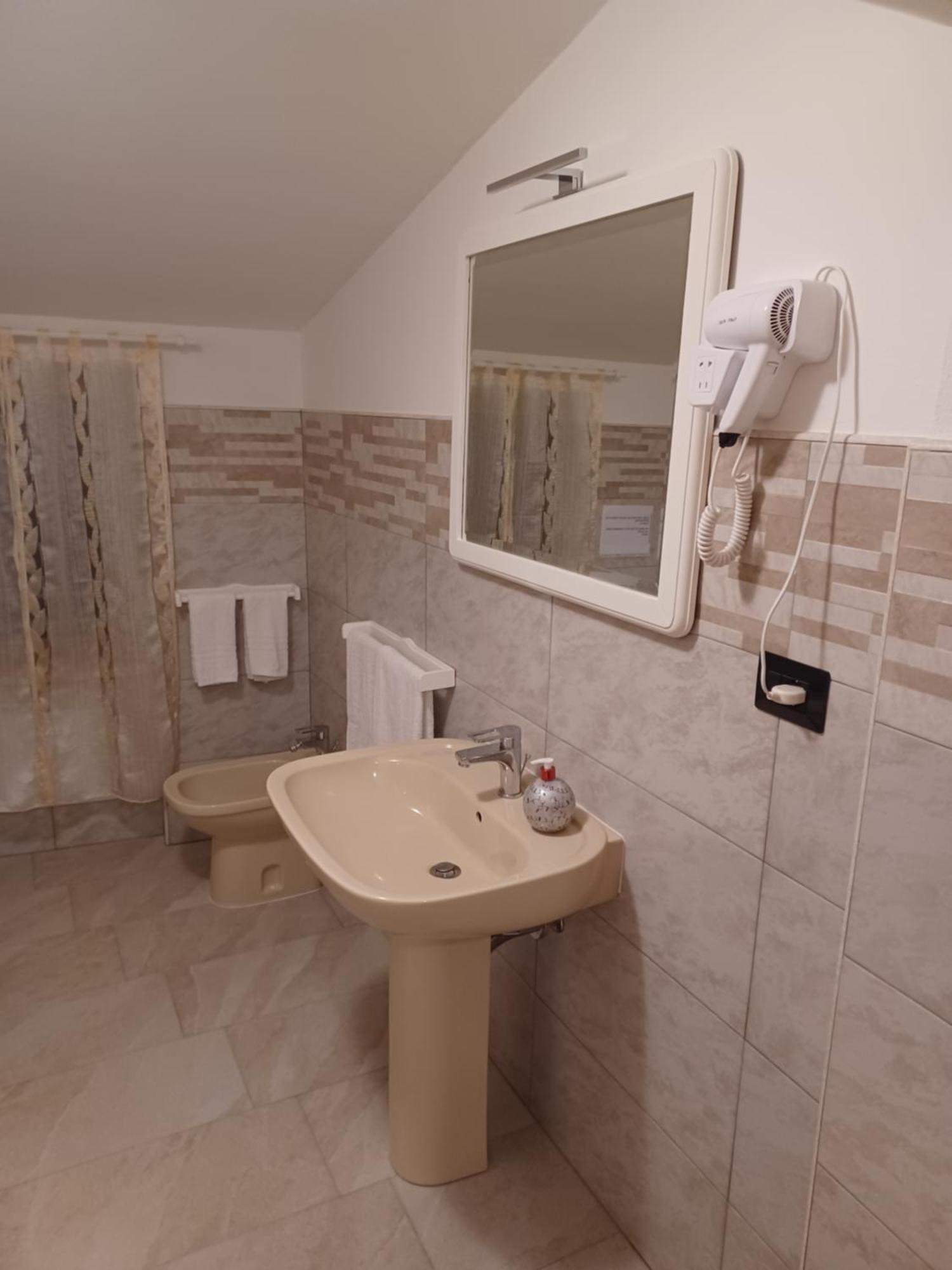 Casa Vacanze Su Patthiu Sennori Luaran gambar